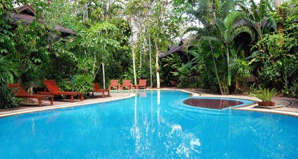Baan Klang Aow Beach Resort Банкрут Екстер'єр фото