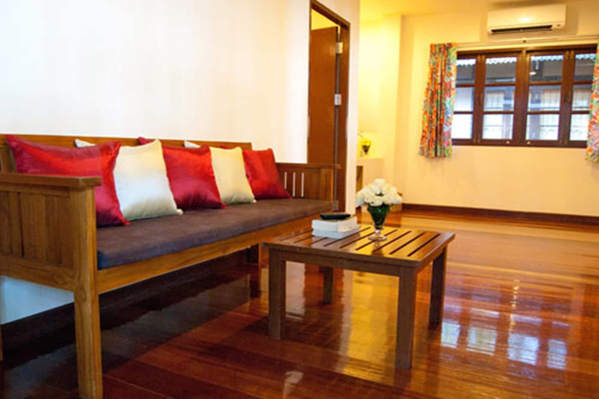 Baan Klang Aow Beach Resort Банкрут Екстер'єр фото