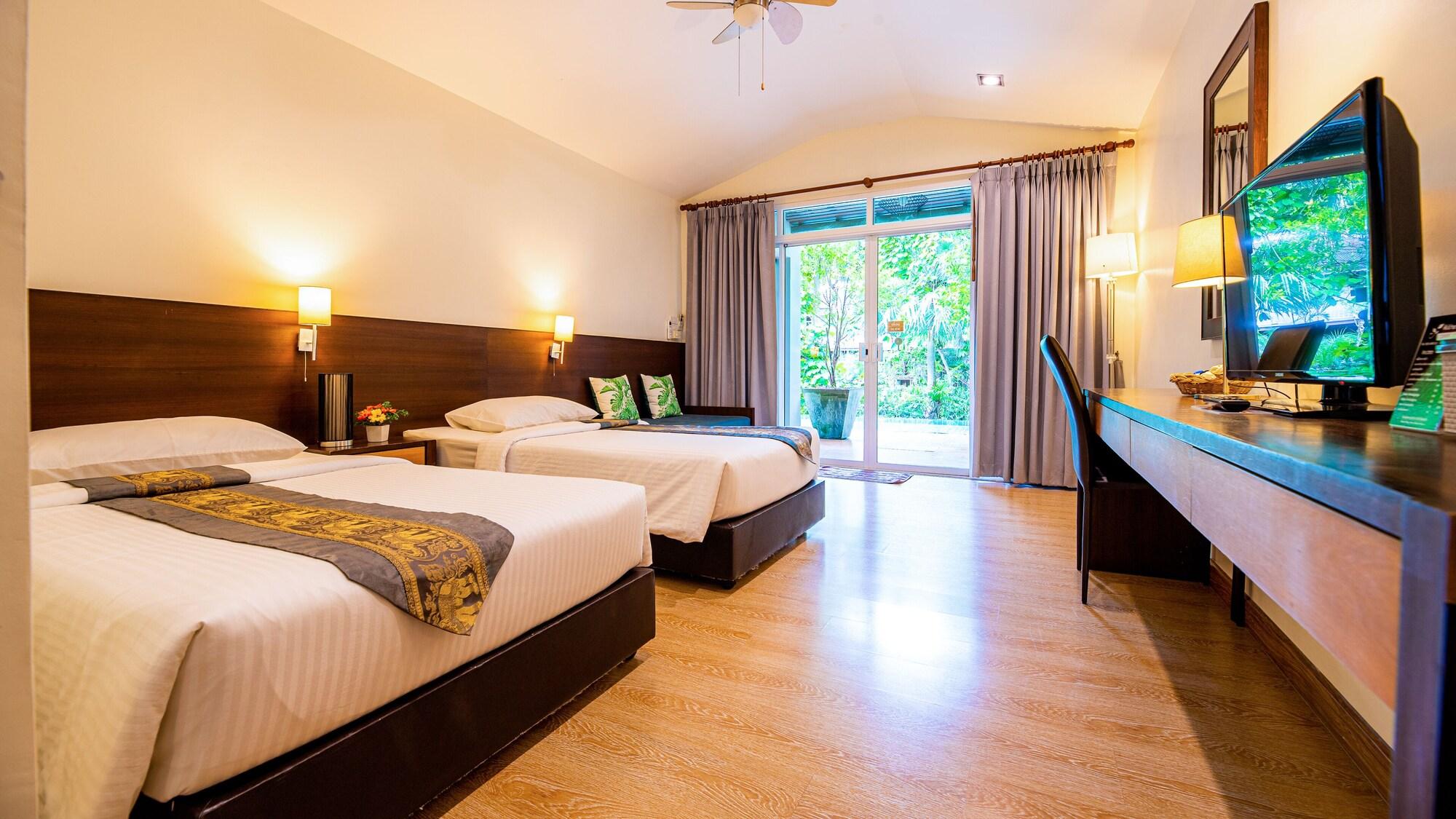 Baan Klang Aow Beach Resort Банкрут Екстер'єр фото