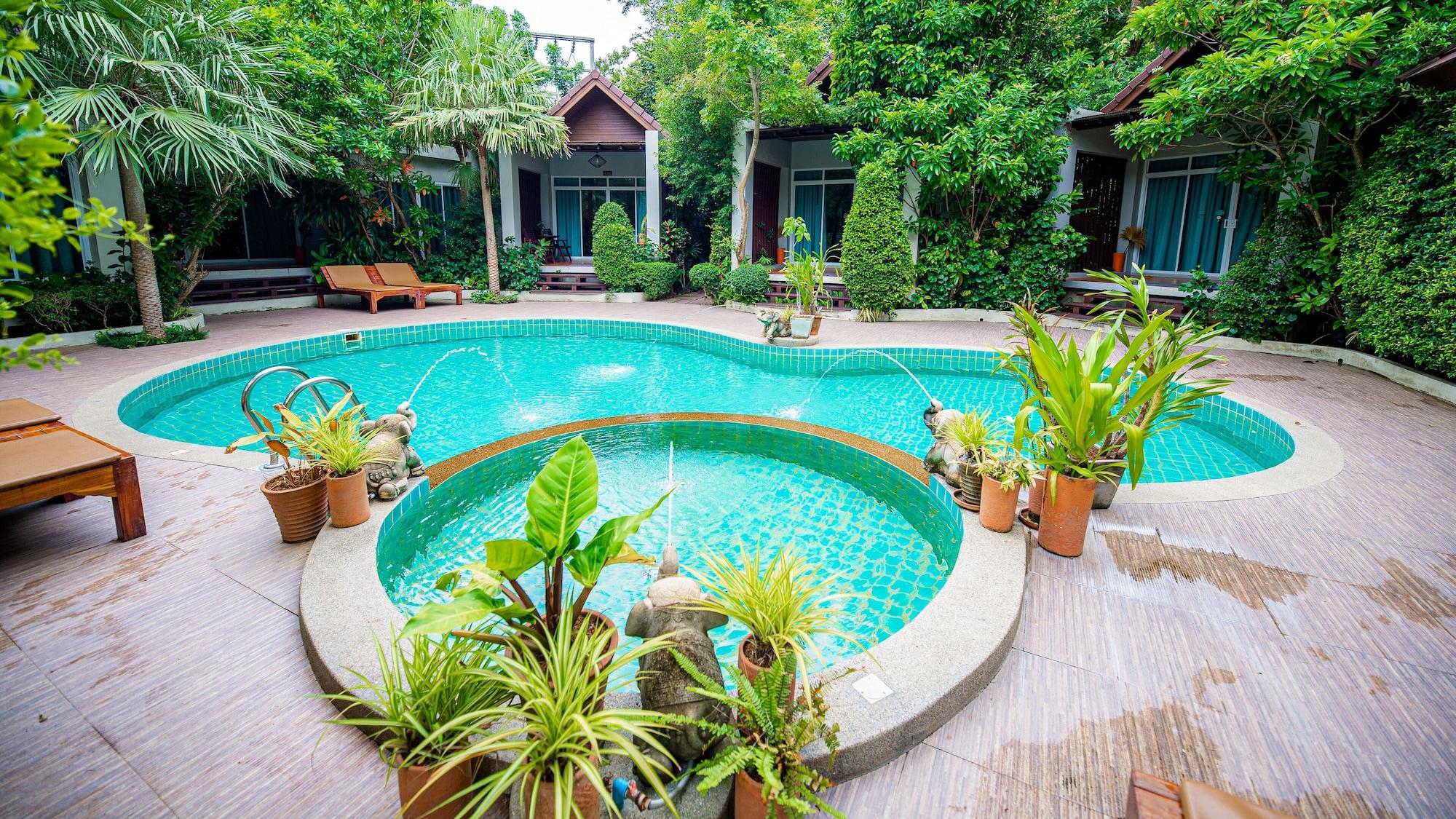 Baan Klang Aow Beach Resort Банкрут Екстер'єр фото