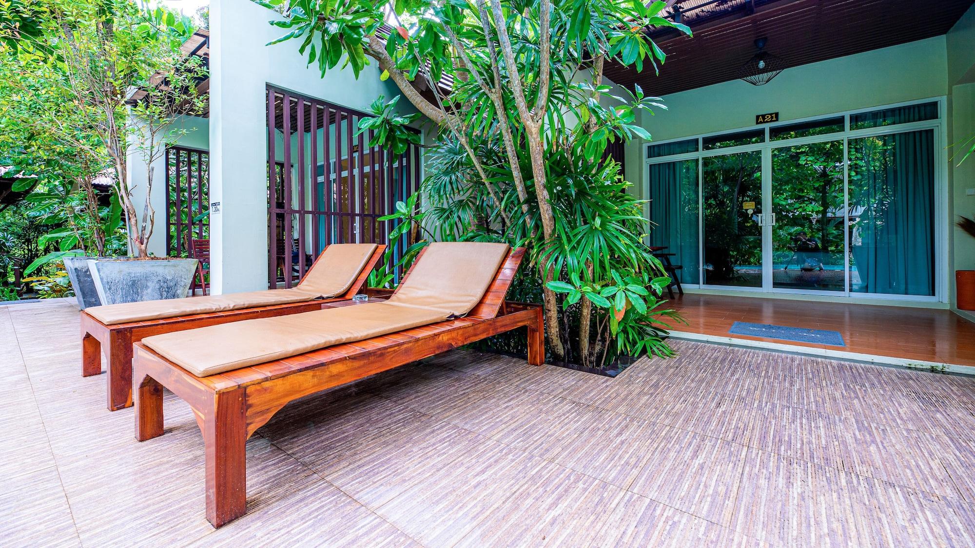 Baan Klang Aow Beach Resort Банкрут Екстер'єр фото