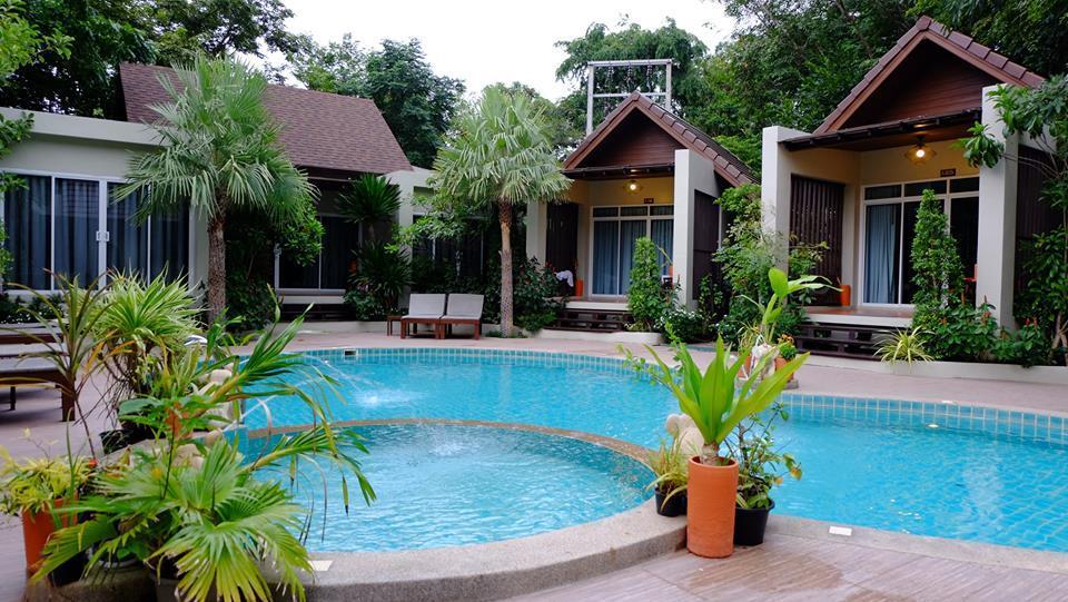 Baan Klang Aow Beach Resort Банкрут Екстер'єр фото